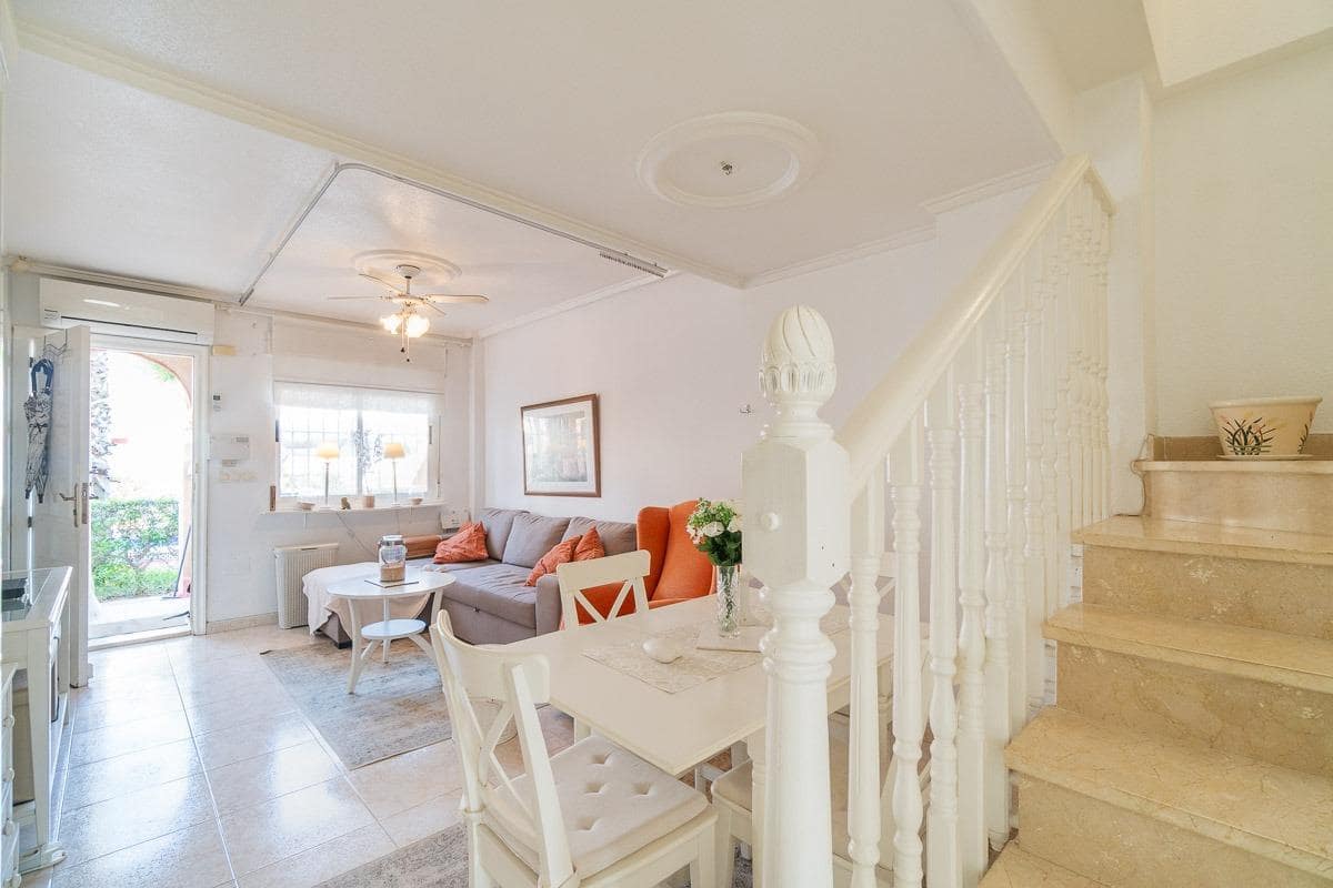 2 sypialnia Dom na sprzedaż w Playa Flamenca z basenem - 195 000 € (Ref: 9763474)