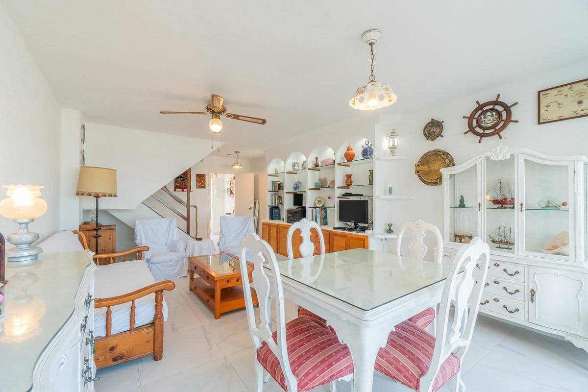 2 sypialnia Dom na sprzedaż w Playa Flamenca z basenem - 390 000 € (Ref: 9763475)