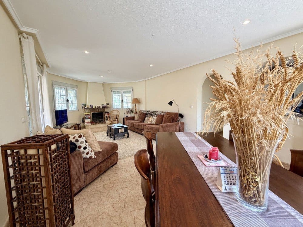 5 sypialnia Willa na sprzedaż w Ciudad Quesada z garażem - 385 000 € (Ref: 9777597)