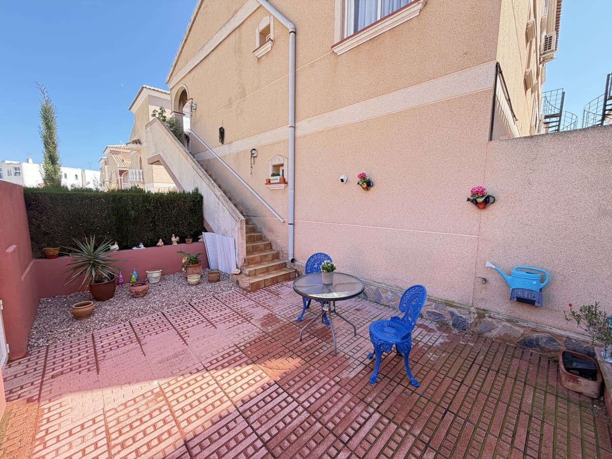 Apartamento de 3 habitaciones en La Zenia en venta con piscina - 185.000 € (Ref: 9790091)