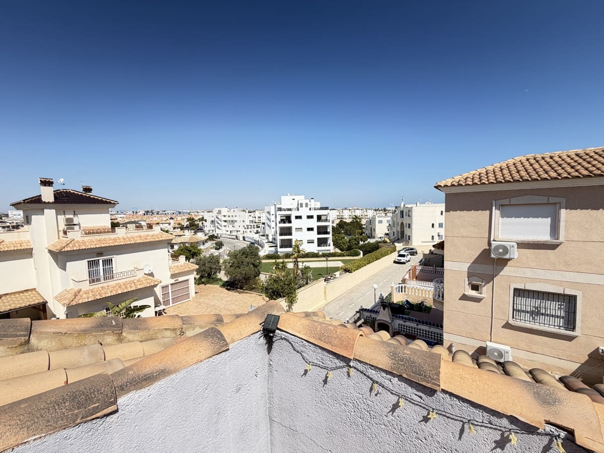 Apartamento de 3 habitaciones en La Zenia en venta con piscina - 185.000 € (Ref: 9790091)