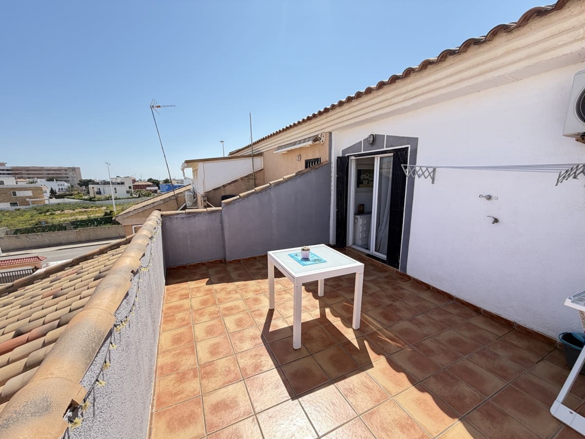 Apartamento de 3 habitaciones en La Zenia en venta con piscina - 185.000 € (Ref: 9790091)