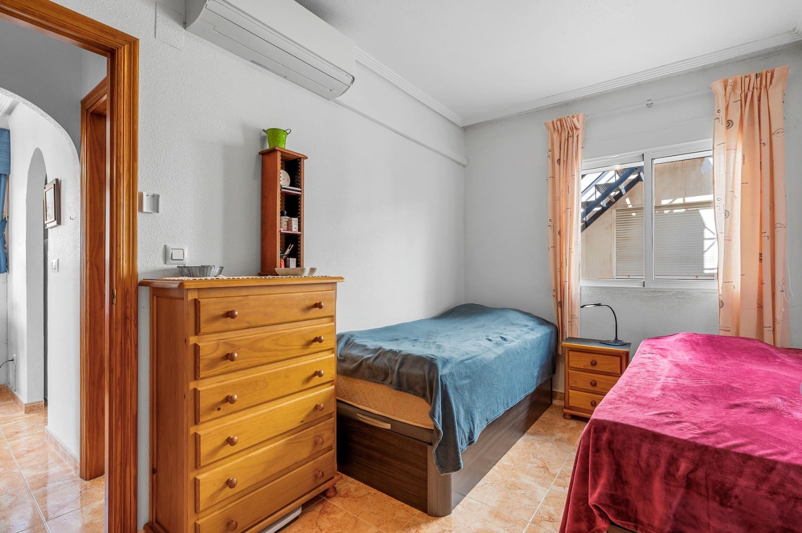 2 makuuhuone Kattohuoneisto myytävänä paikassa Torrevieja mukana uima-altaan - 149 000 € (Ref: 9790092)