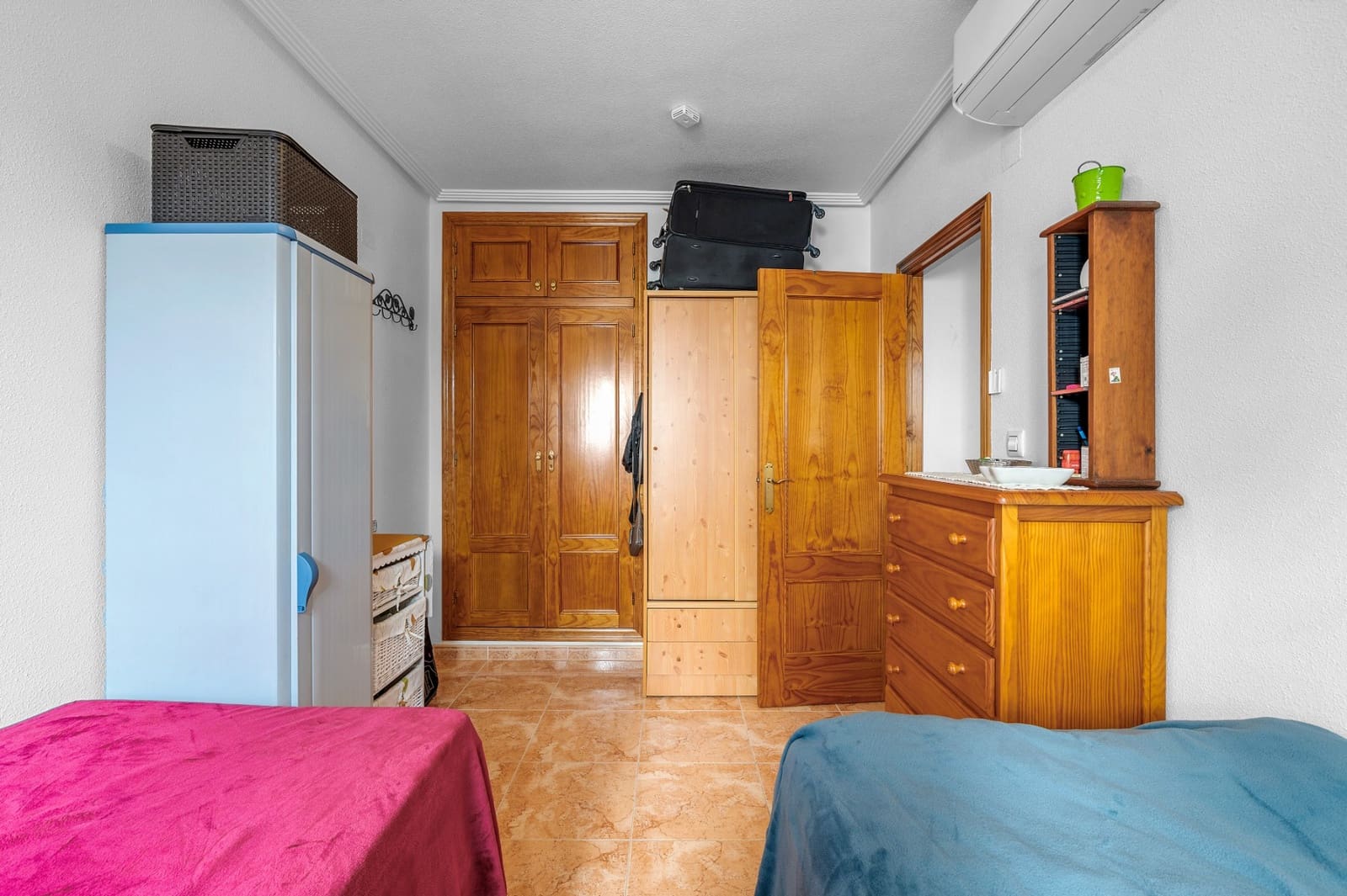 2 makuuhuone Kattohuoneisto myytävänä paikassa Torrevieja mukana uima-altaan - 149 000 € (Ref: 9790092)