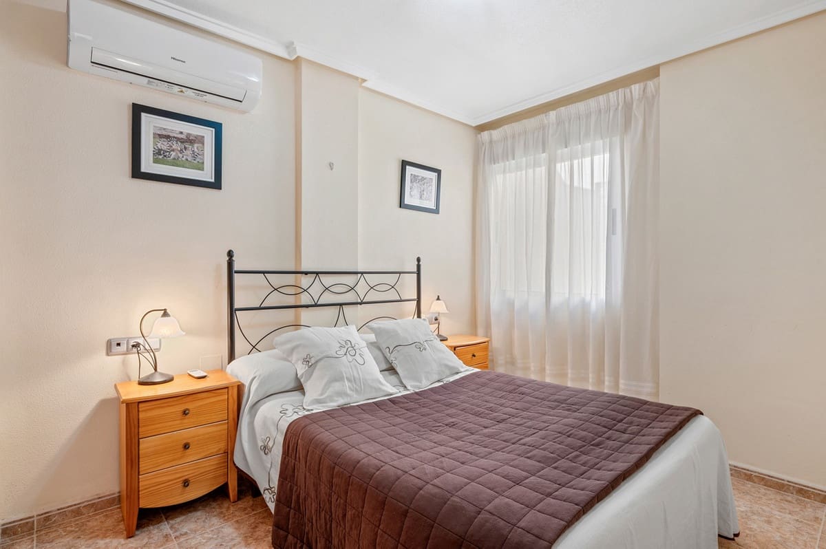 2 Zimmer Penthouse zu verkaufen in Algorfa mit Pool - 174.995 € (Ref: 9793951)