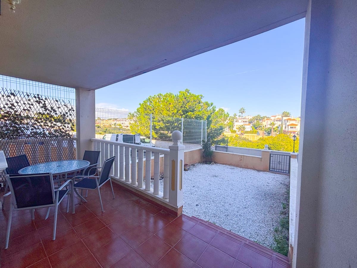 2 bedroom Apartment for sale in Cabo Roig with pool - € 135,000 (Ref: 9793955)