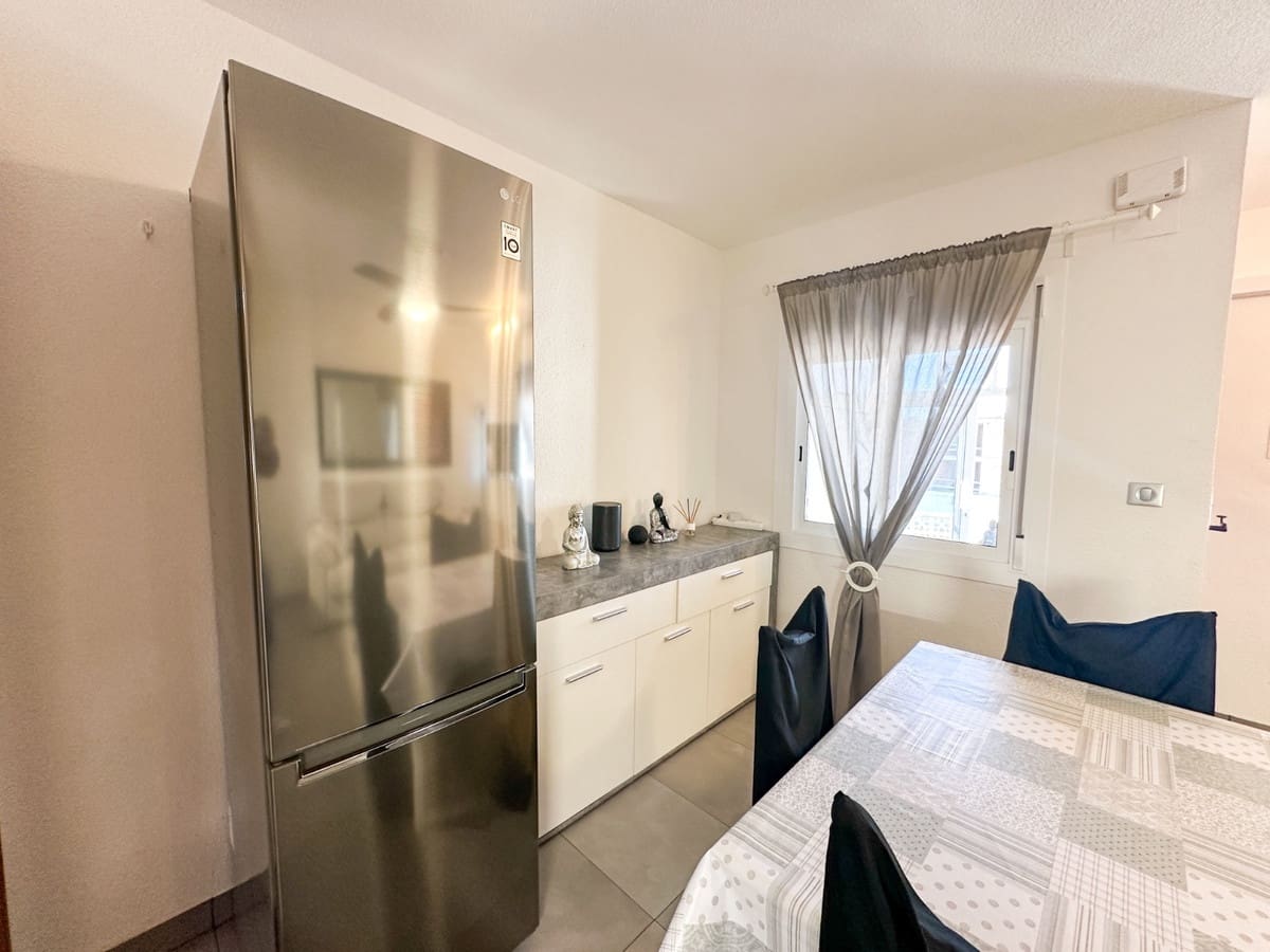Apartamento de 1 habitación en Villamartin en venta con piscina - 115.000 € (Ref: 9793957)