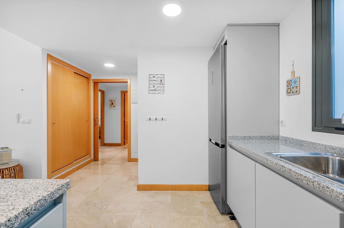 2 slaapkamer Appartement te koop in Villamartin met zwembad - € 185.000 (Ref: 9796908)