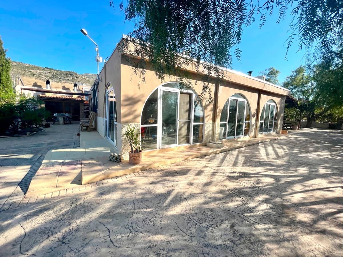 5 soveværelse Finca/Landehus til salg i Crevillente / Crevillent med swimmingpool - € 422.000 (Ref: 9798579)