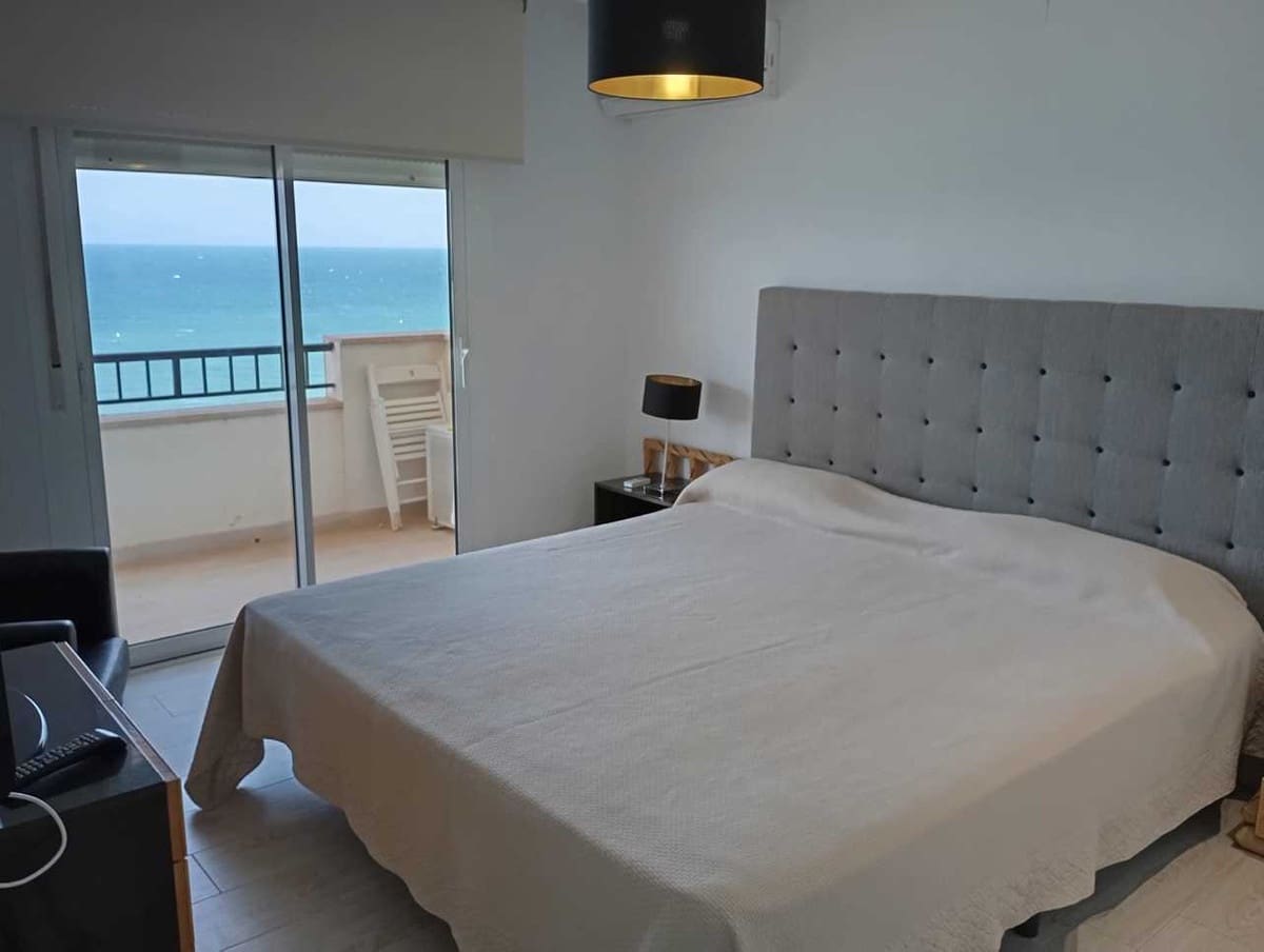 3 quarto Apartamento para venda em Pilar de la Horadada com garagem - 450 000 € (Ref: 9798580)