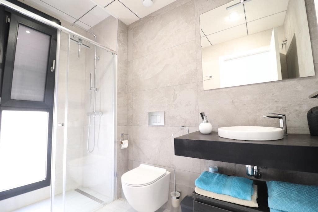 3 makuuhuone Huvila myytävänä paikassa Cabo Roig mukana uima-altaan - 450 000 € (Ref: 9800321)