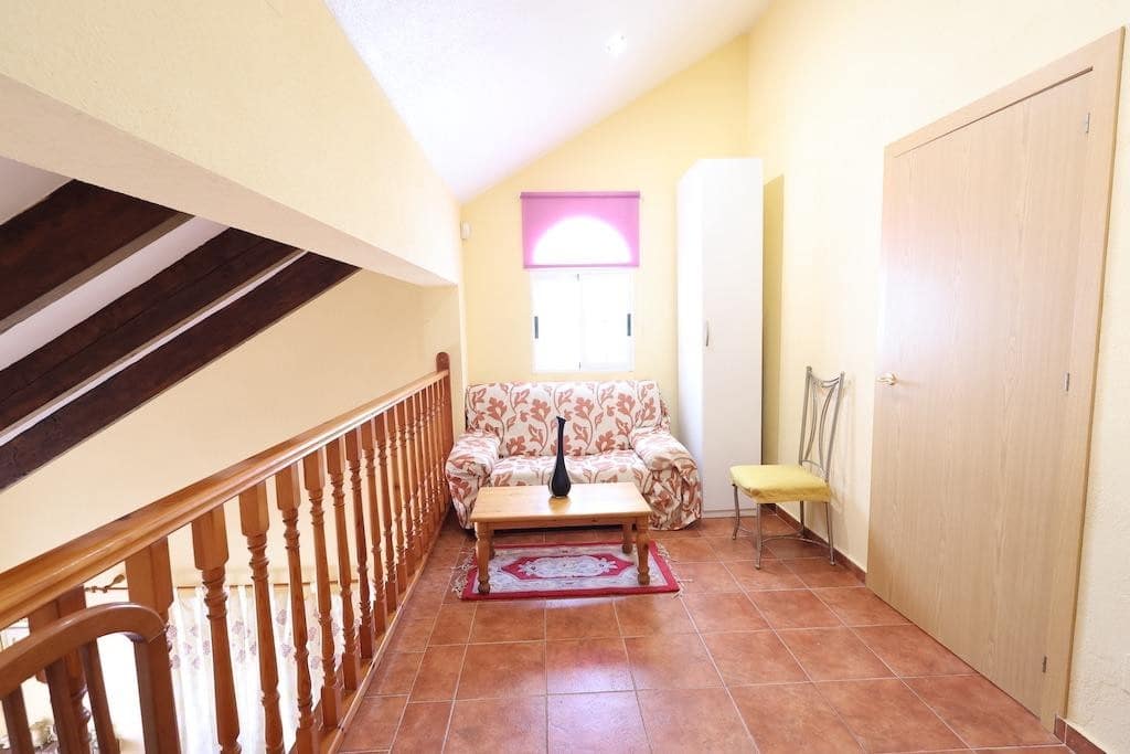 4 bedroom Villa for sale in Playa Flamenca with pool garage - € 555,000 (Ref: 9800322)
