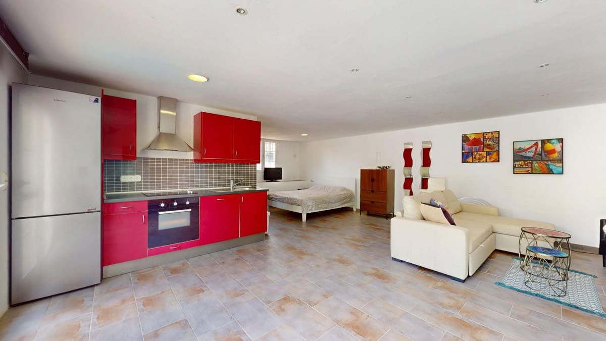 5 bedroom Villa for sale in La Zenia with pool - € 795,000 (Ref: 9800324)