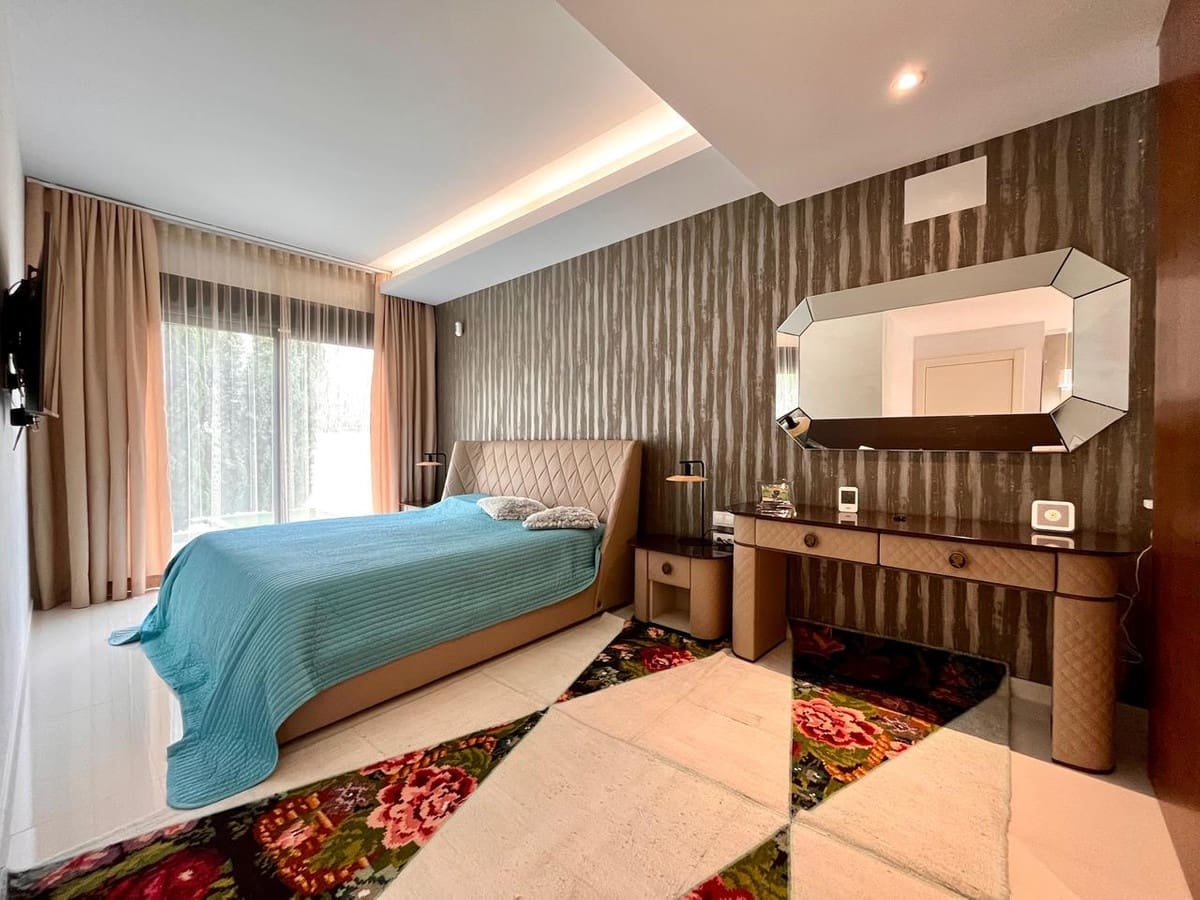 4 chambre Villa/Maison à vendre à Cabo Roig avec piscine garage - 990 000 € (Ref: 9800326)