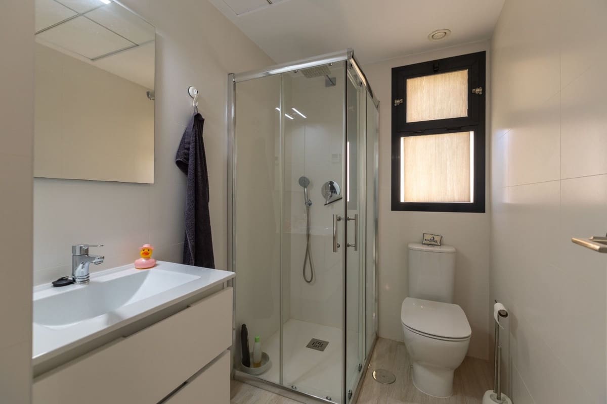 2 slaapkamer Appartement te koop in Villamartin met zwembad - € 225.000 (Ref: 9801006)