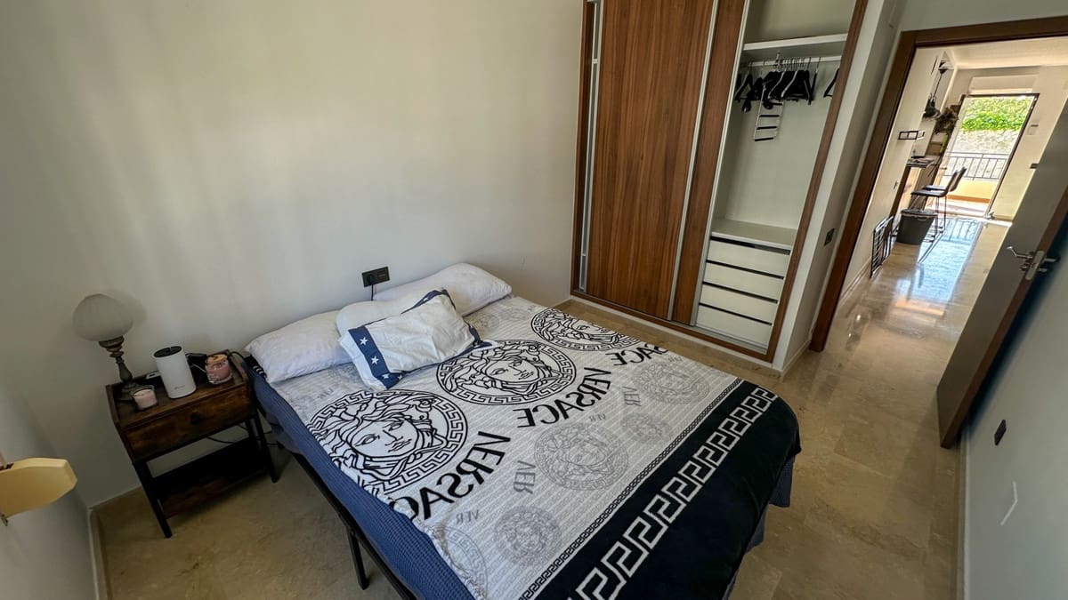 3 soverom Hus til salgs i Villamartin med svømmebasseng garasje - € 319 000 (Ref: 9801009)