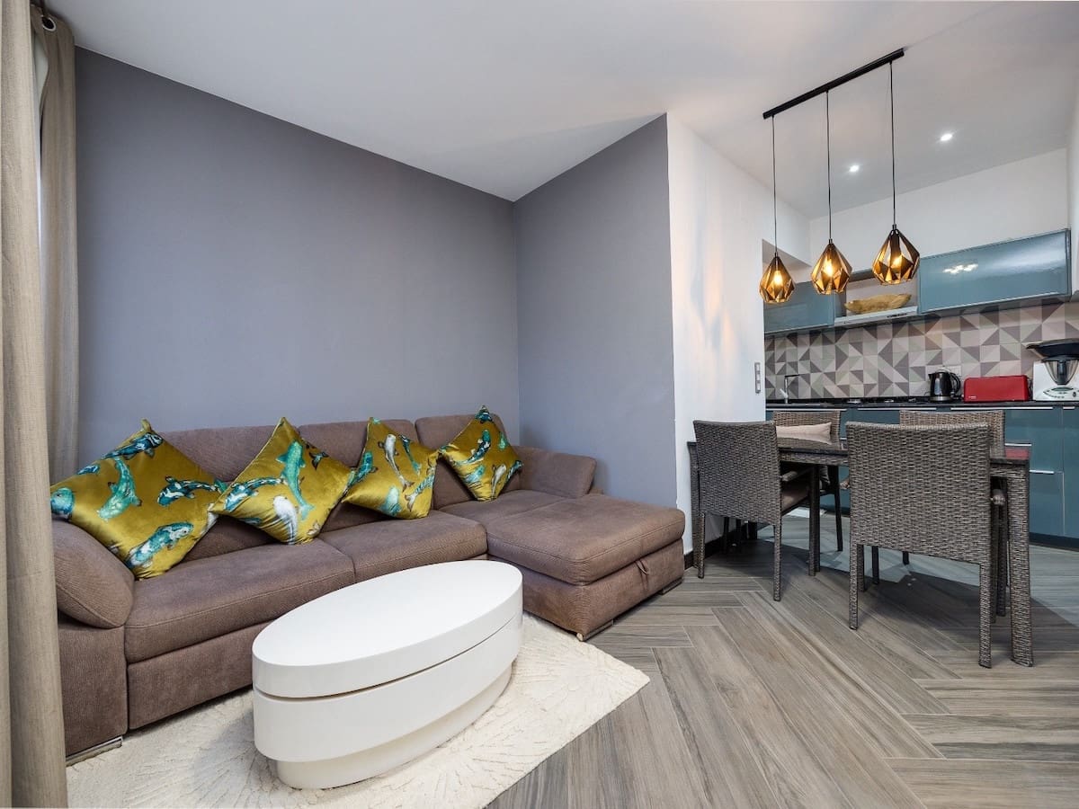 2 soverom Hus til salgs i Torrevieja med svømmebasseng - € 160 000 (Ref: 9801011)