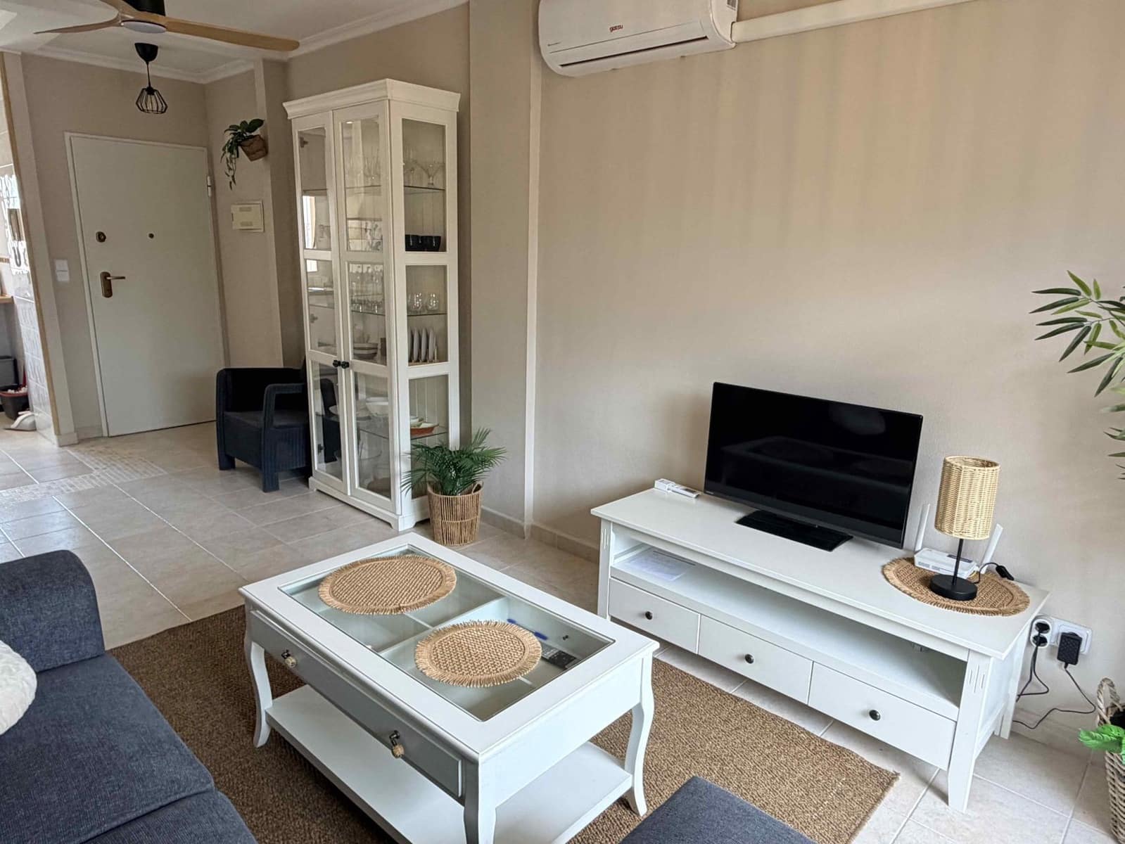 2 slaapkamer Appartement te koop in Playa Flamenca met zwembad - € 153.000 (Ref: 9804058)