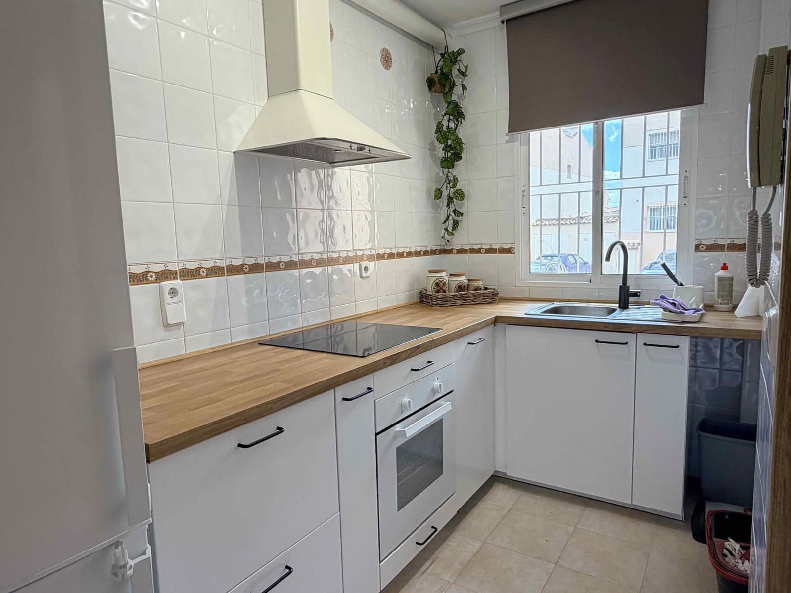 2 slaapkamer Appartement te koop in Playa Flamenca met zwembad - € 153.000 (Ref: 9804058)