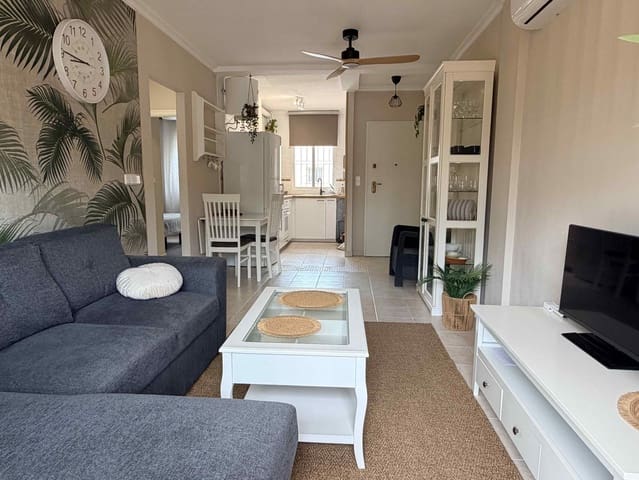 2 slaapkamer Appartement te koop in Playa Flamenca, Orihuela met zwembad - € 153.000 (Ref: 9804058)