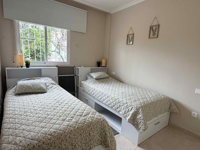 2 slaapkamer Appartement te koop in Playa Flamenca, Orihuela met zwembad - € 153.000 (Ref: 9804058)