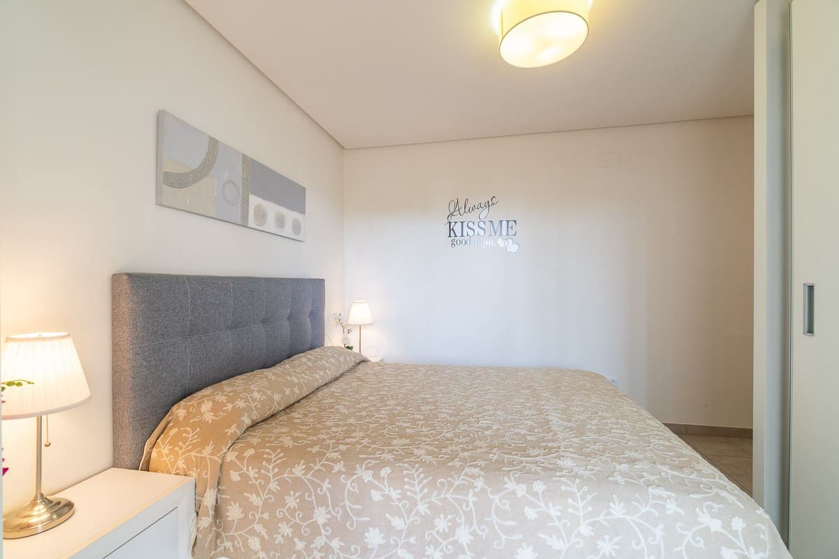 Apartamento de 2 habitaciones en Villamartin en venta con piscina garaje - 220.000 € (Ref: 9804062)