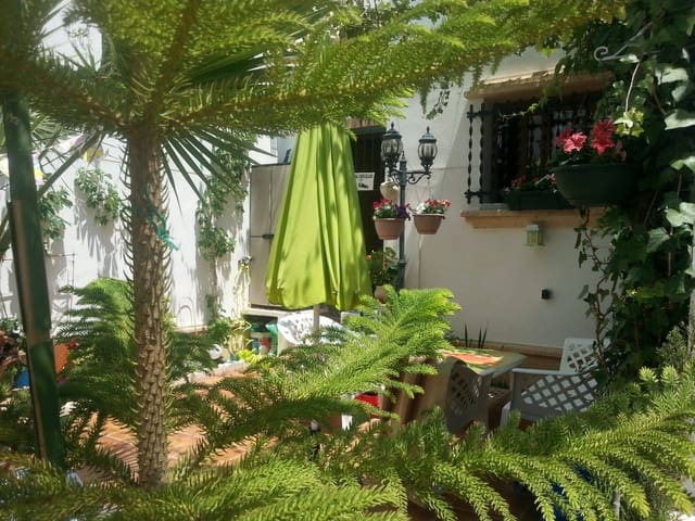 2 Zimmer Penthouse zu verkaufen in Villamartin, Orihuela mit Pool Garage - 234.000 € (Ref: 9805888)