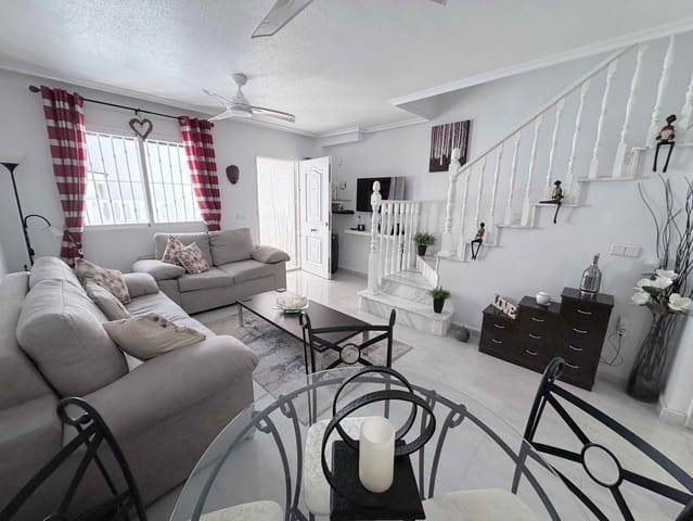 3 slaapkamer Huis te koop in Playa Flamenca, Orihuela met zwembad garage - € 205.000 (Ref: 9805889)