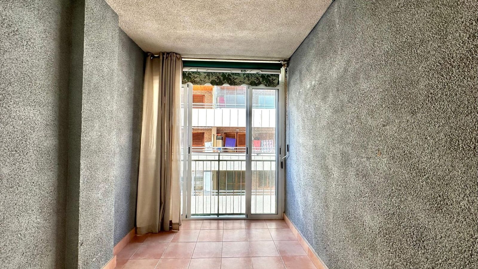 3 slaapkamer Appartement te koop in Torrevieja - € 159.900 (Ref: 9805898)