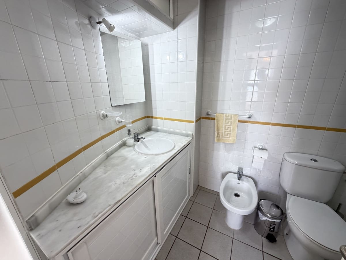 2 quarto Penthouse para venda em Playa Flamenca com piscina - 225 000 € (Ref: 9812498)