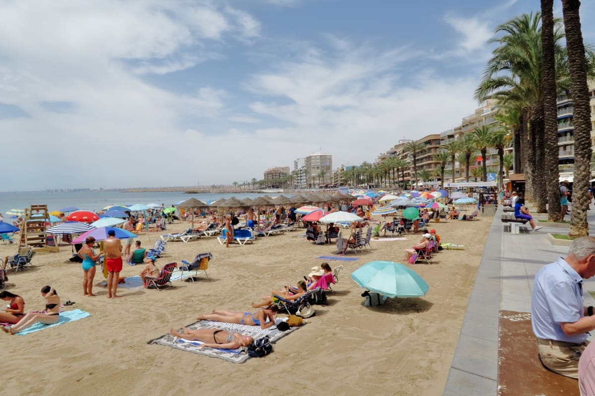 2 quarto Penthouse para venda em Playa Flamenca com piscina - 225 000 € (Ref: 9812498)