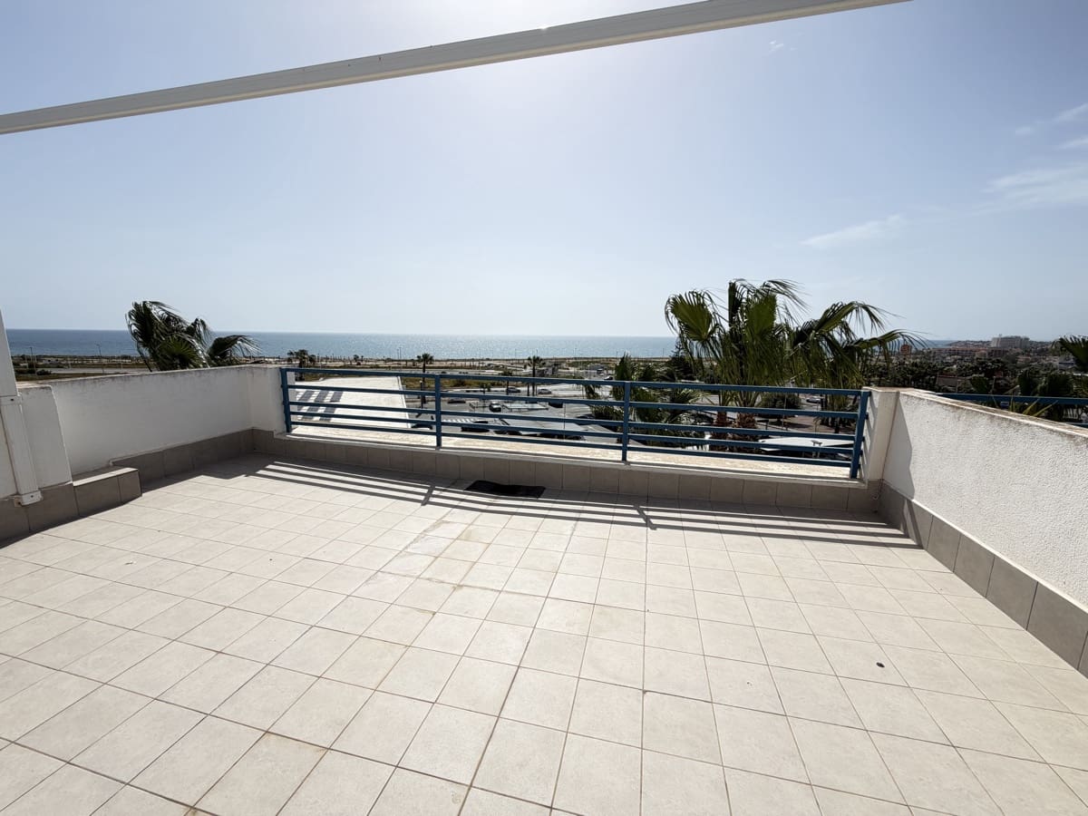 2 quarto Penthouse para venda em Playa Flamenca com piscina - 225 000 € (Ref: 9812498)