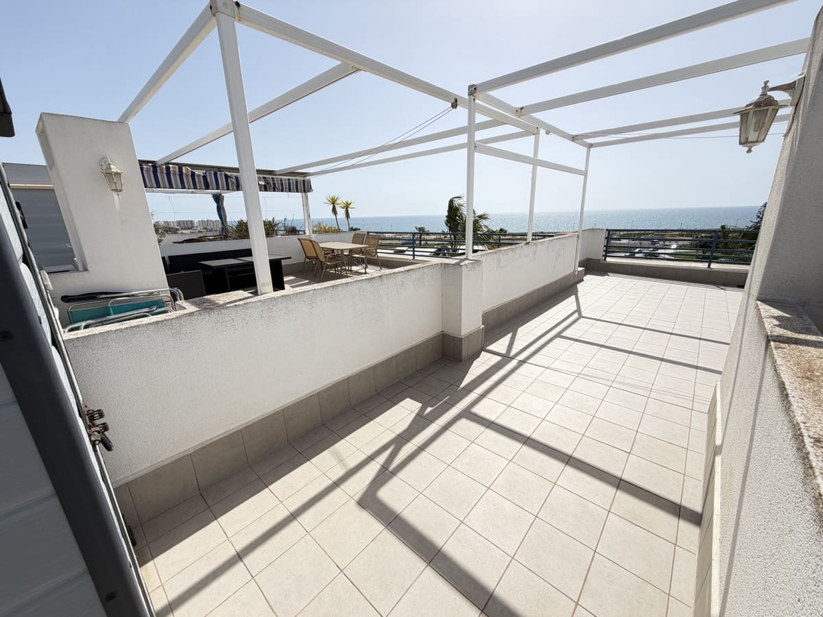 2 quarto Penthouse para venda em Playa Flamenca com piscina - 225 000 € (Ref: 9812498)