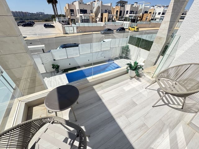 4 camera da letto Villa in vendita in Cabo Roig, Orihuela con piscina - 635.000 € (Rif: 9812500)