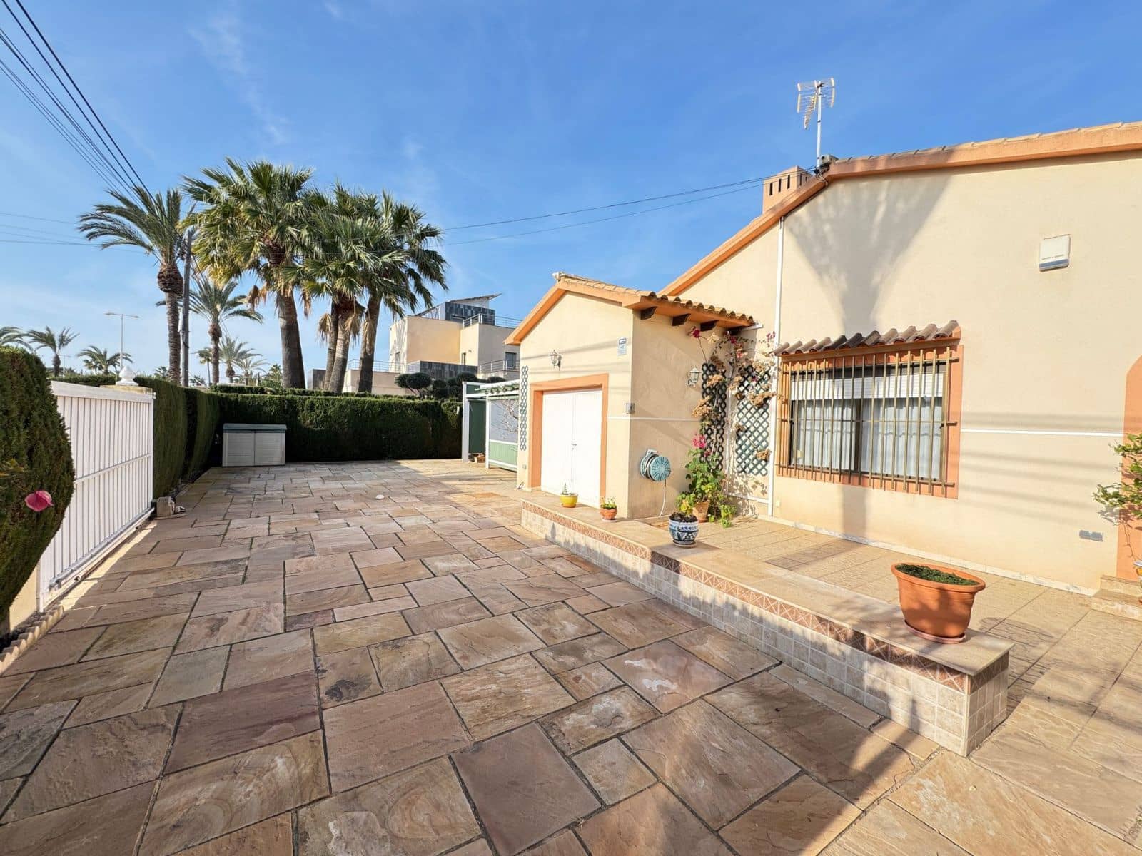 3 chambre Villa/Maison à vendre à Cabo Roig avec piscine - 790 000 € (Ref: 9812503)
