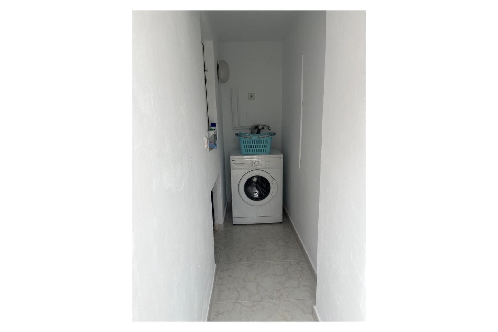 2 slaapkamer Huis te koop in Dona Pepa met zwembad - € 198.000 (Ref: 9812505)