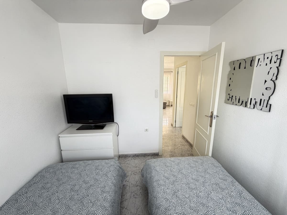 2 soverom Leilighet til salgs i Villamartin med svømmebasseng - € 159 995 (Ref: 9812509)