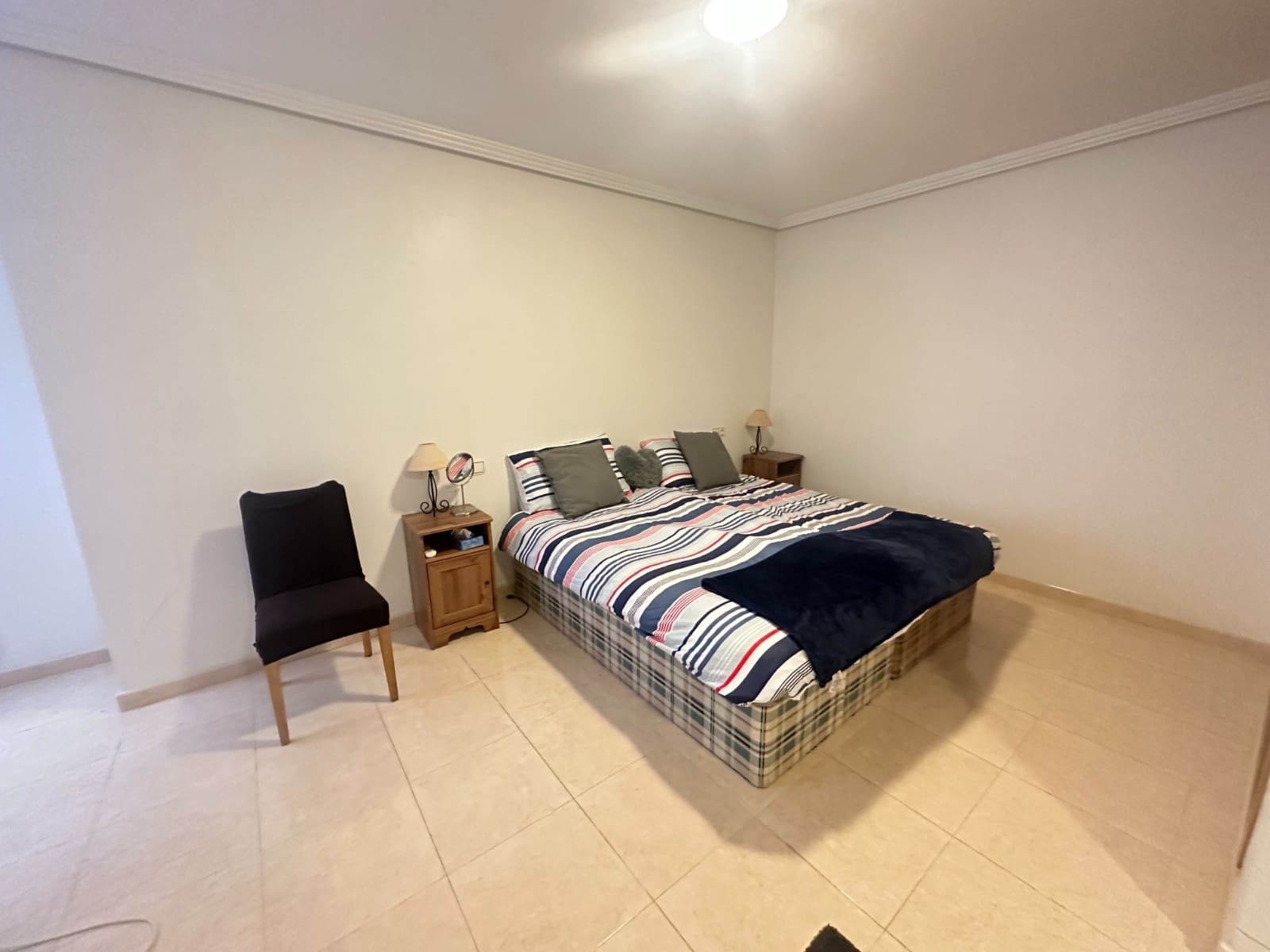 4 soveværelse Lejlighed til salg i Jacarilla med swimmingpool - € 145.000 (Ref: 9812511)