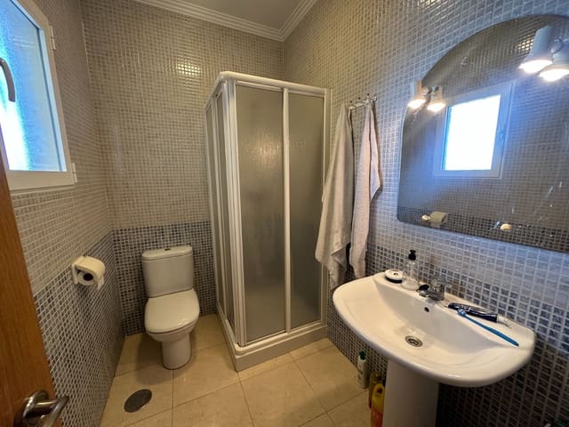 4 soveværelse Lejlighed til salg i Jacarilla med swimmingpool - € 145.000 (Ref: 9812511)