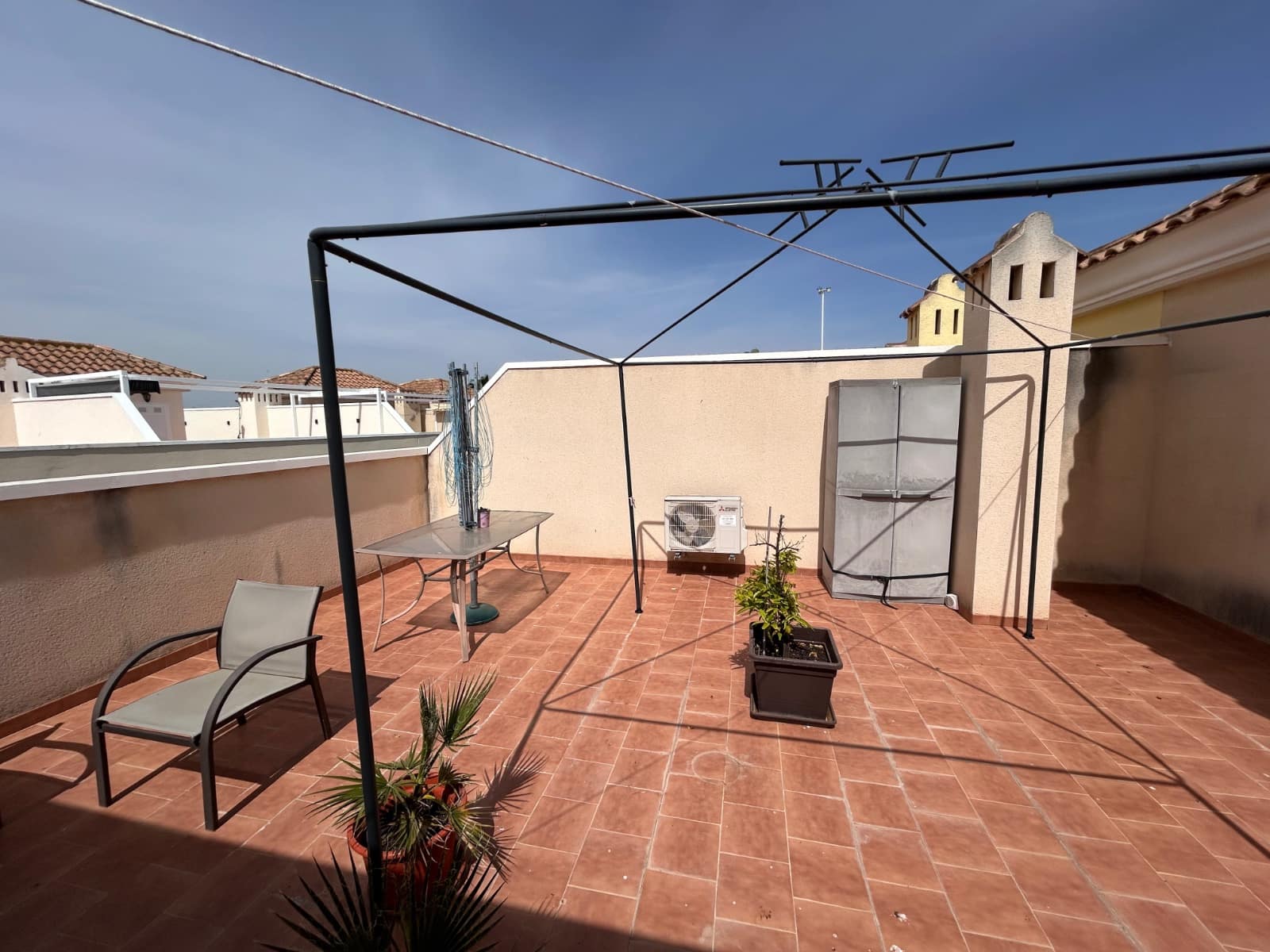 2 slaapkamer Penthouse te koop in Jacarilla met zwembad garage - € 108.000 (Ref: 9812513)
