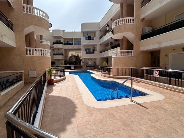 2 slaapkamer Penthouse te koop in Jacarilla met zwembad garage - € 108.000 (Ref: 9812513)