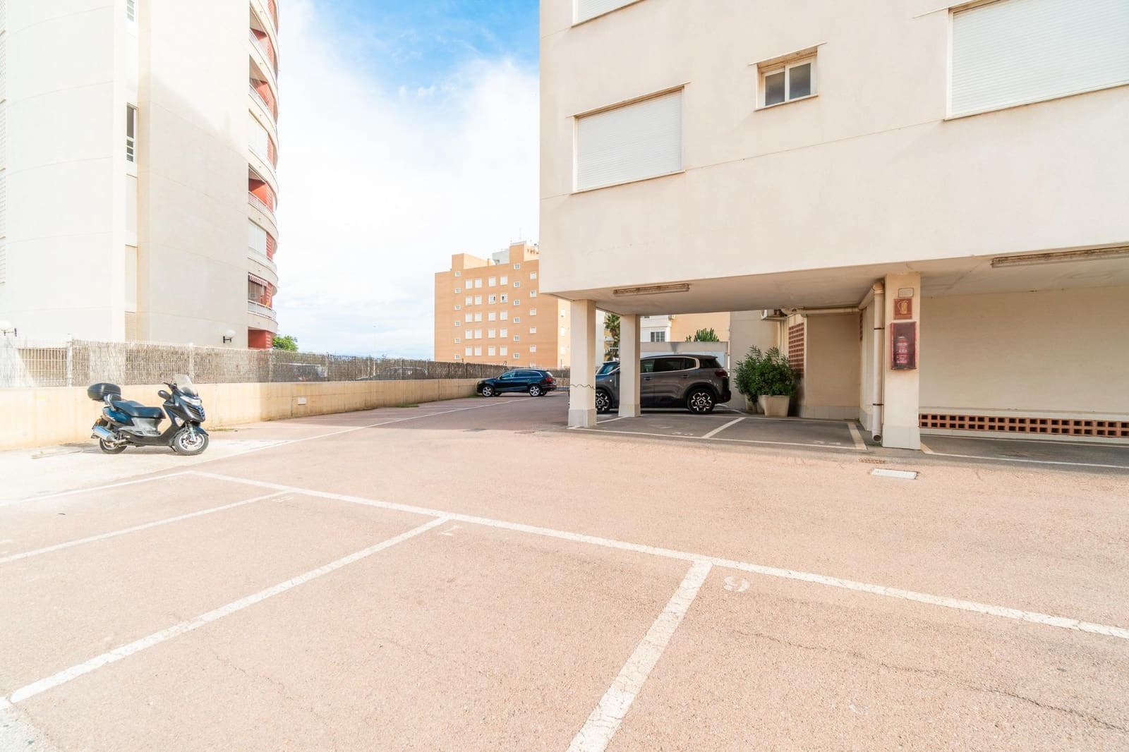 3 soveværelse Lejlighed til salg i Guardamar del Segura med swimmingpool garage - € 319.000 (Ref: 9888413)