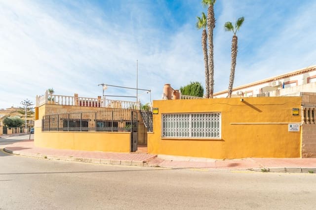 4 soveværelse Villa til salg i Los Balcones - Los Altos, Torrevieja med swimmingpool garage - € 449.000 (Ref: 9888414)