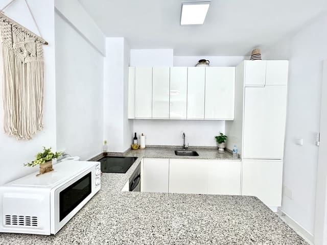 2 Zimmer Apartment zu verkaufen in La Zenia, Orihuela mit Garage - 189.900 € (Ref: 9891540)