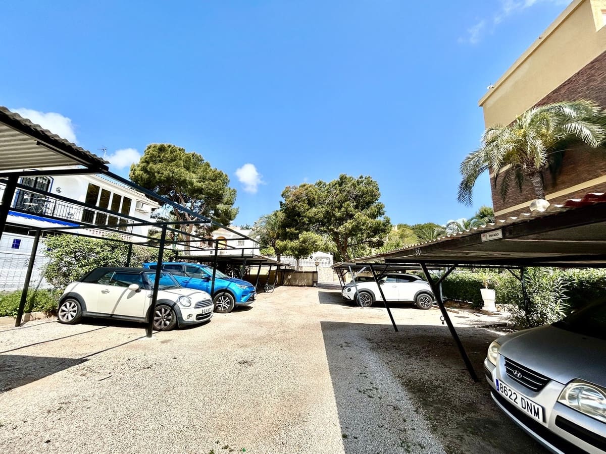 2 sovrum Lägenhet till salu i La Zenia med garage - 189 900 € (Ref: 9891540)