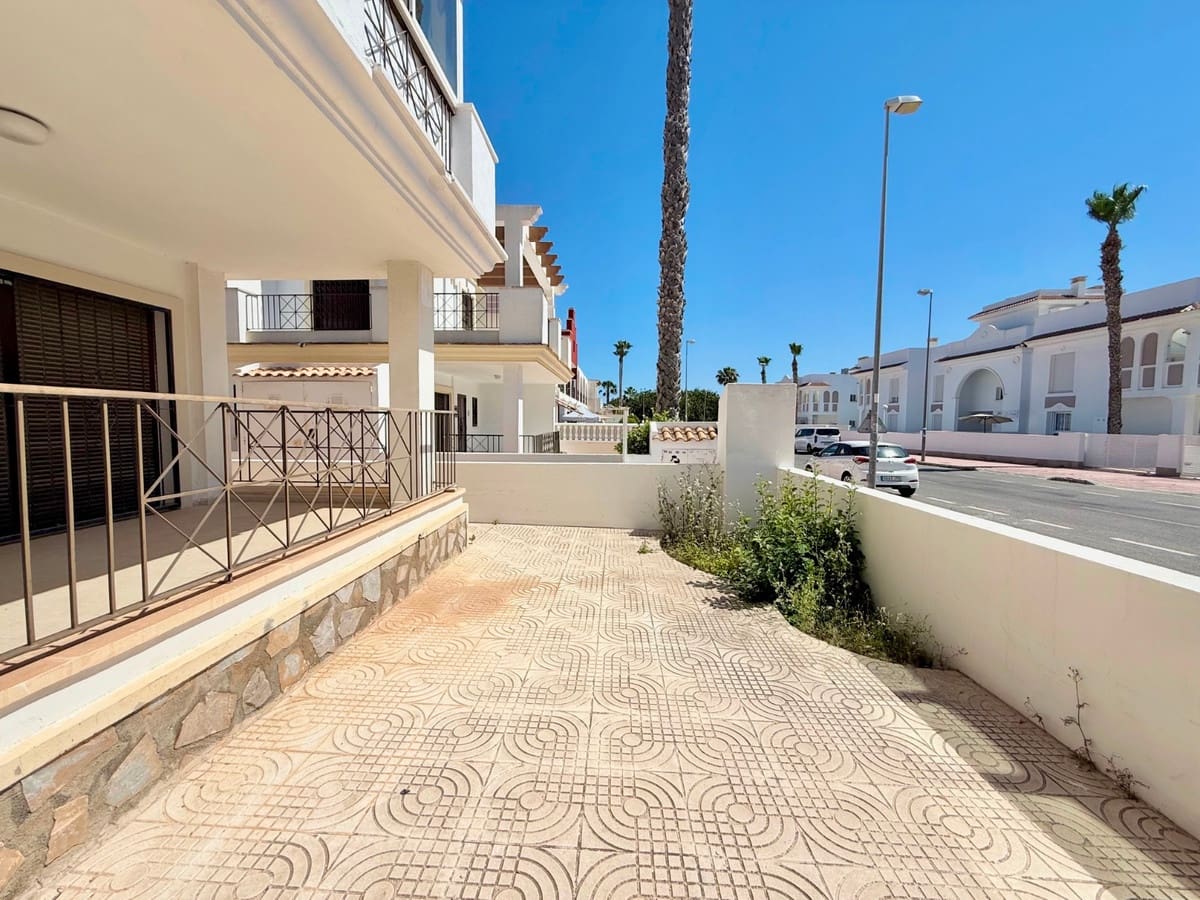 3 chambre Villa/Maison à vendre à Ciudad Quesada avec piscine - 235 000 € (Ref: 9891546)