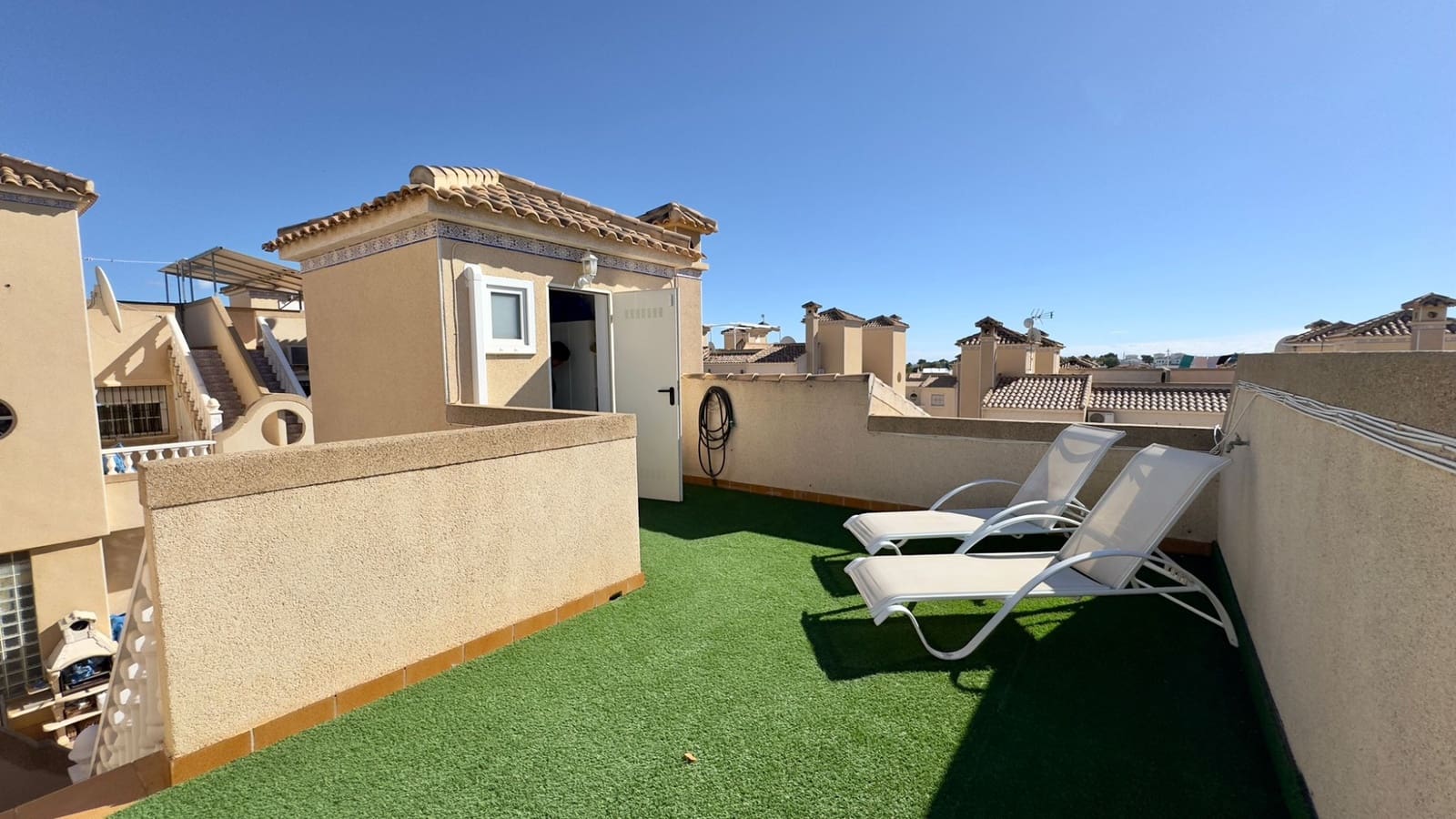 2 sypialnia Willa na sprzedaż w Villamartin z basenem garażem - 279 900 € (Ref: 9899782)