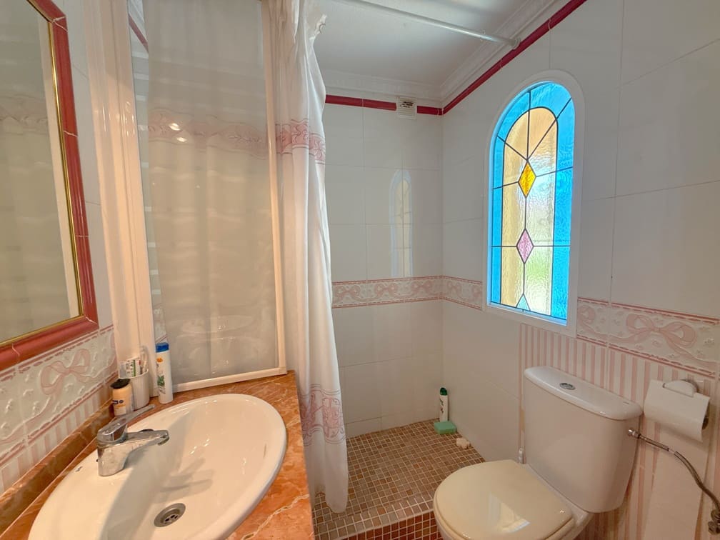 3 slaapkamer Villa te koop in Cabo Roig met zwembad garage - € 349.950 (Ref: 9900713)
