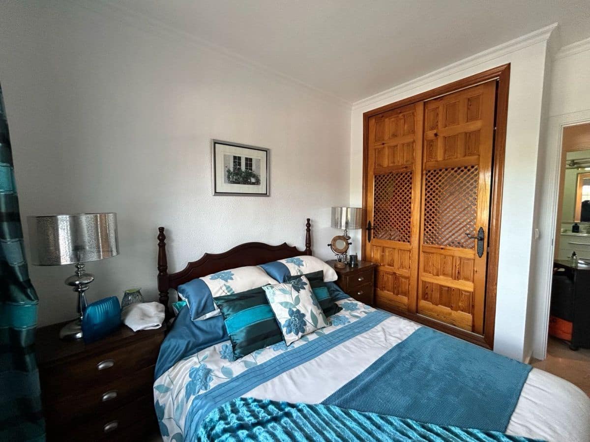 3 sypialnia Willa na sprzedaż w Villamartin z basenem garażem - 325 000 € (Ref: 9900726)