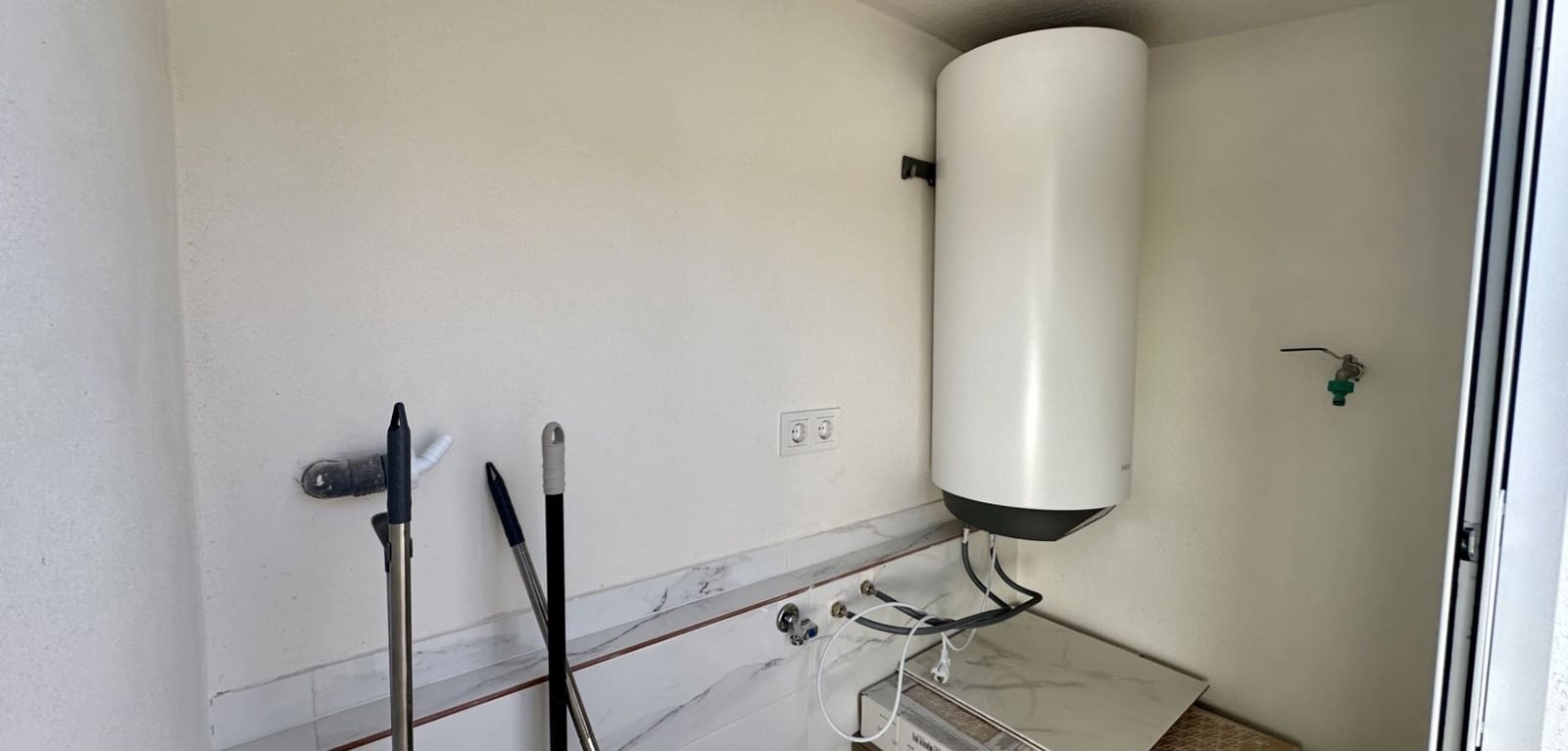 3 quarto Casa em Banda para venda em Torrevieja com piscina - 229 000 € (Ref: 9909963)